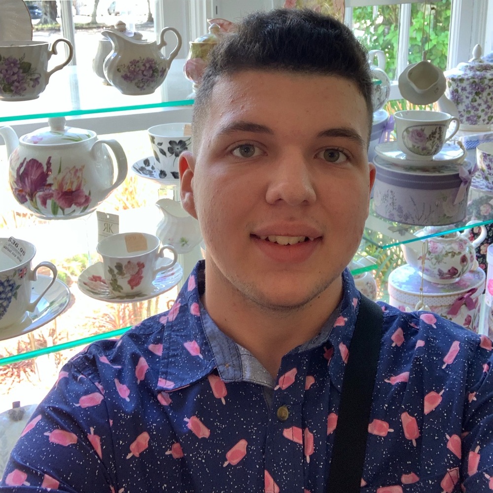Meet your Posher, Brandon